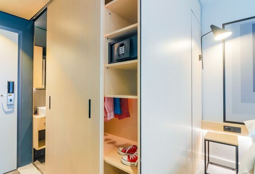 חדר סטנדרט עם נוף, Ibis Timisoara City Center