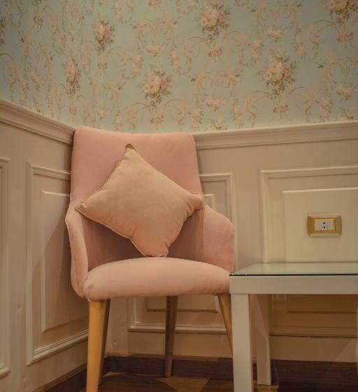 اتاق استاندارد یک نفره, Miramar Boutique