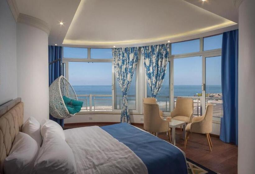 اتاق خانوادگی, Miramar Boutique