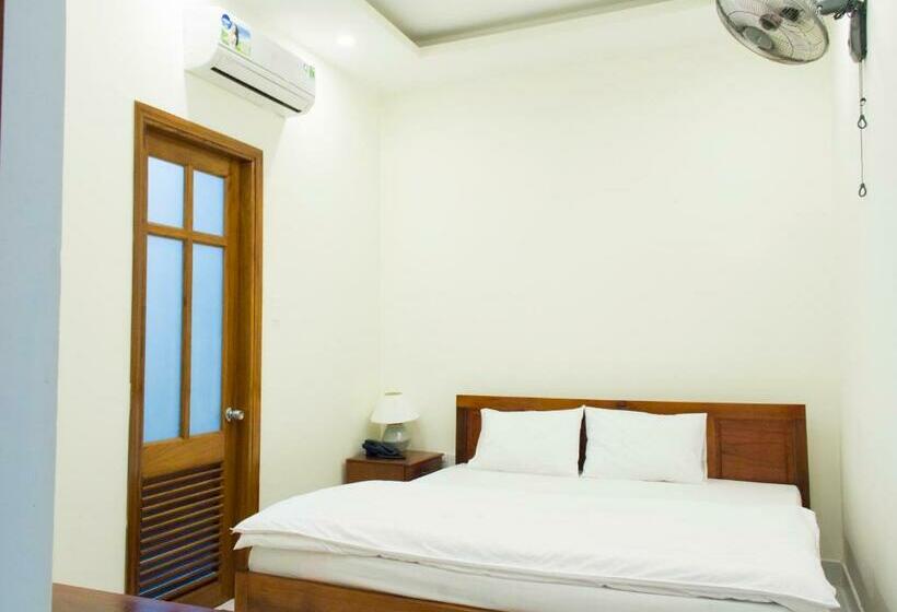 اتاق استاندارد با تخت بزرگ, Nhà Nghỉ Linh Quân