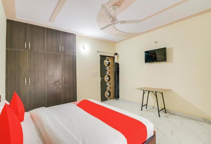 트리플 클래식 룸, Oyo 76230 Akash Guest House