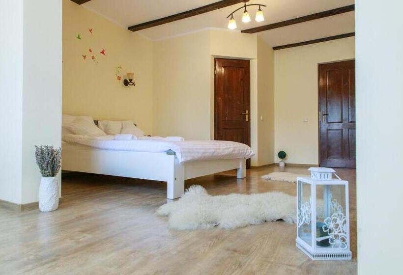 סטודיו דלוקס, Panna Gusto