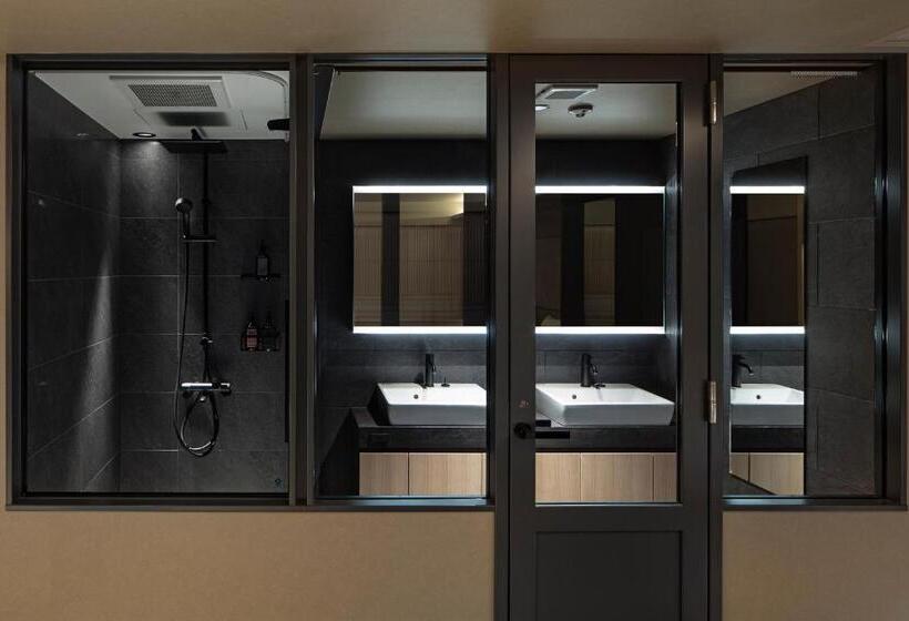 חדר פרמיום, Tou Nishinotoin Kyoto