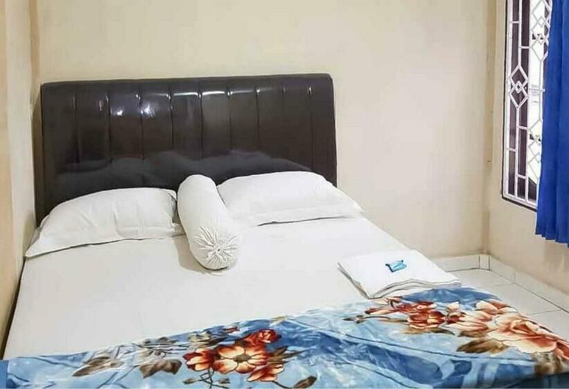 Номер Economy, Airangga Home Stay Syariah Berastagi Redpartner