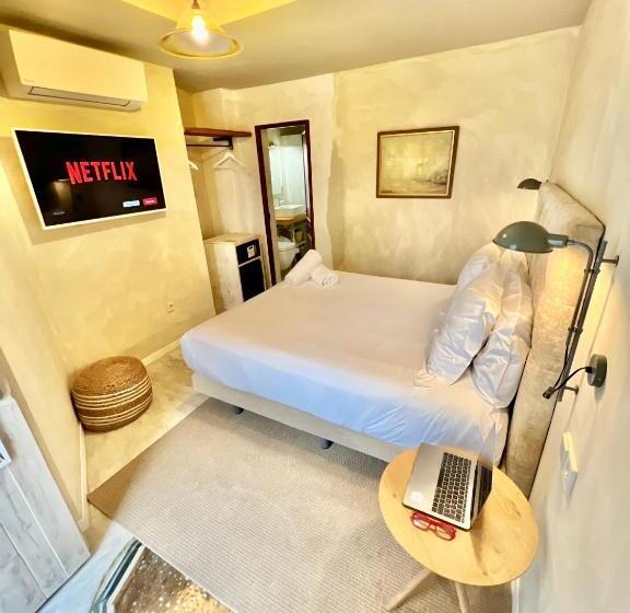 Номер Economy, Blue Sardine Hostal Boutique Altea Adults Only