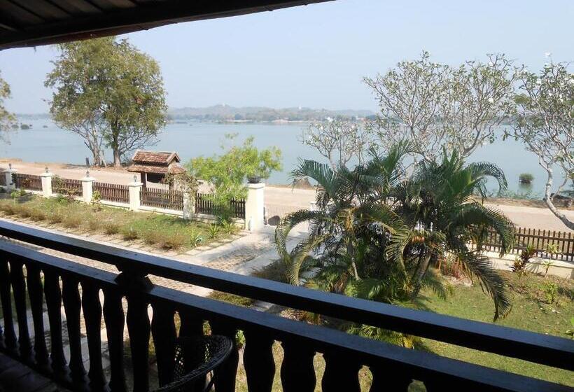 غرفة سوبيريور, Kongmany Colonial House