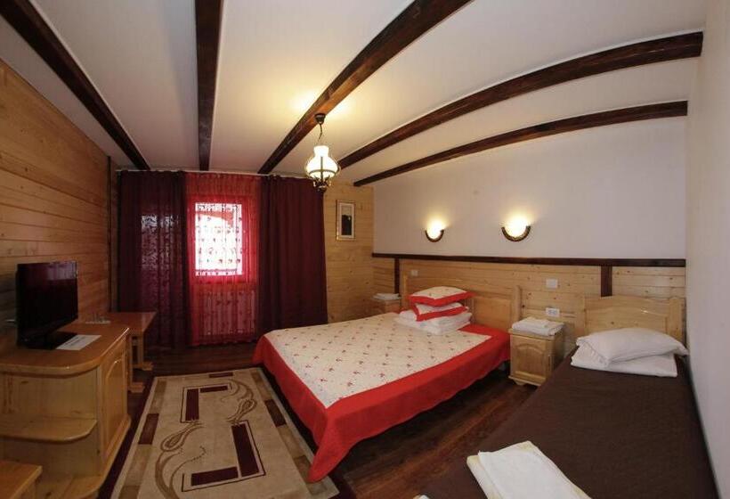 غرفة قياسية ثلاثية, Pensiunea Lacramioara