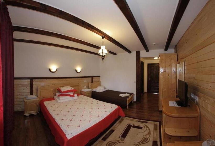 غرفة قياسية ثلاثية, Pensiunea Lacramioara