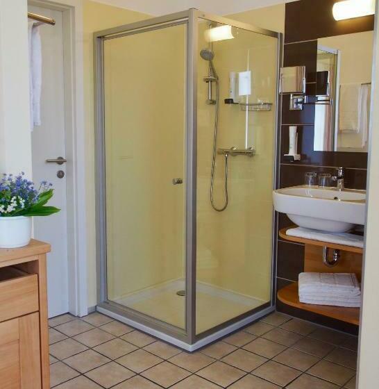 Standard Værelse m. Balkon, Ad Vineas Gästehaus Nikolaihof Hotel Garni