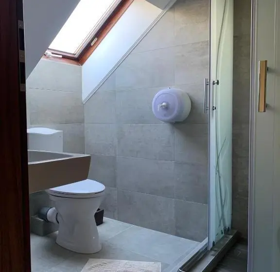 クラシックルーム, Balaton Kinizsi Apartman
