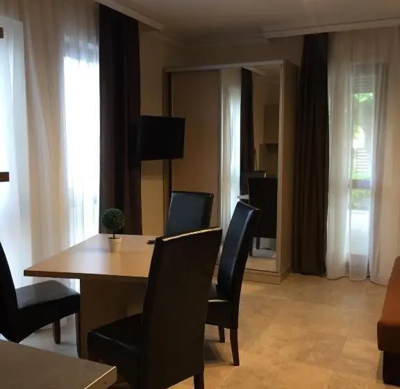 テラス付きスタンダードワンルーム, Balaton Kinizsi Apartman