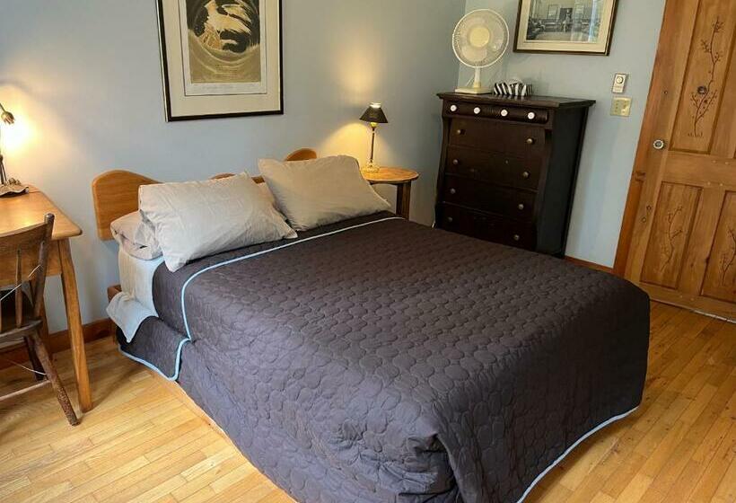 חדר סטנדרט, L'aubergine