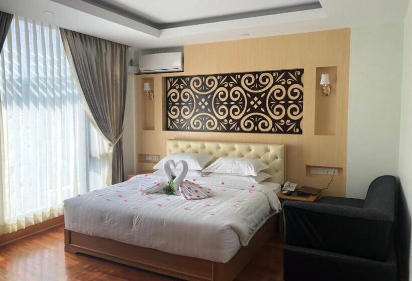 اتاق خانوادگی, Mountain Star