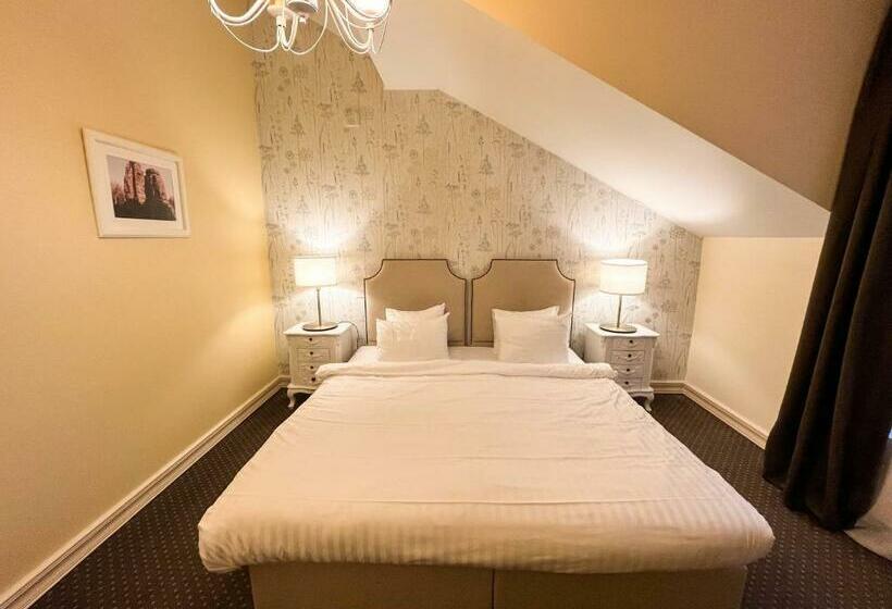 标准间, Akasha Retreat