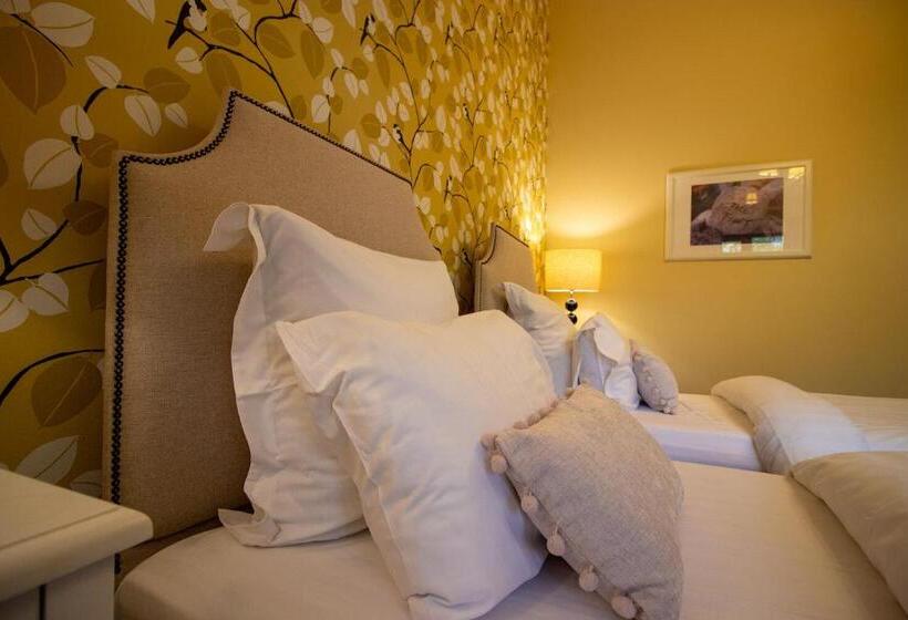 带露台的高档房间, Akasha Retreat