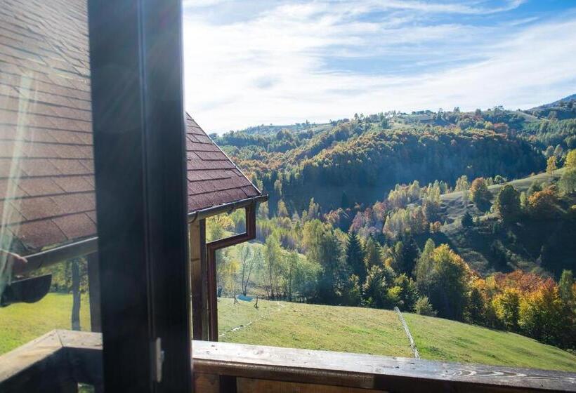 带露台的高档房间, Akasha Retreat