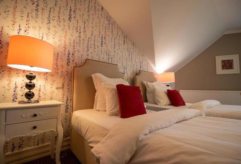 带山景的复式房间, Akasha Retreat