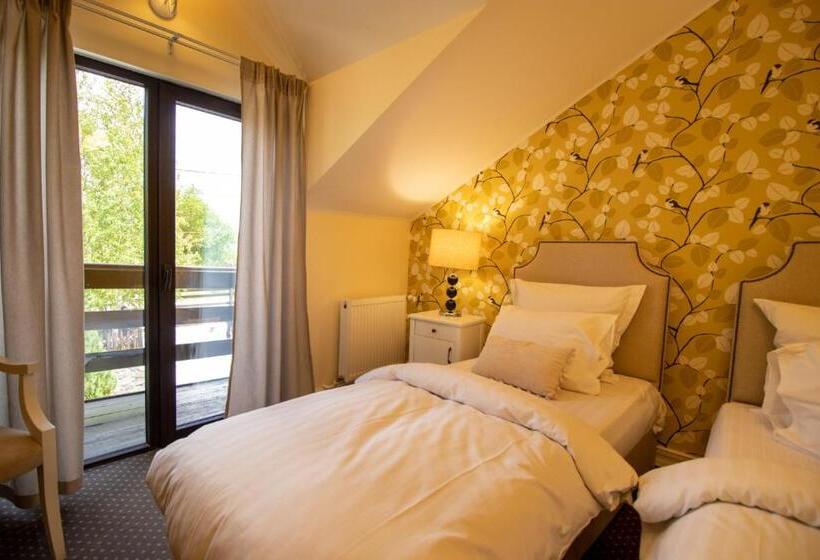 标准间, Akasha Retreat