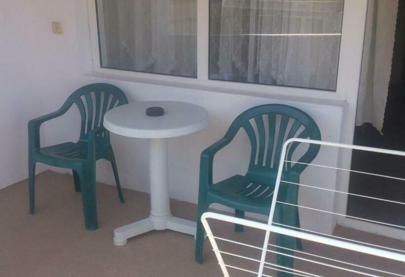 Номер Стандарт с Балконом, Svetla Guest House