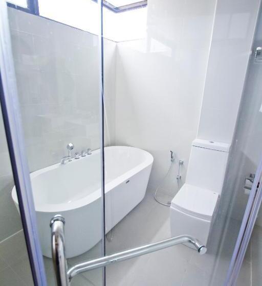 اتاق لوکس, Dreams Grand