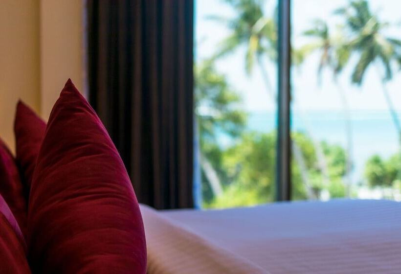 Aile Süiti, Endheri Sunset Dhangethi