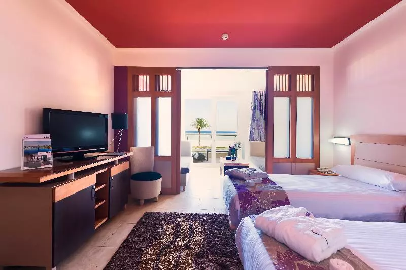 اتاق خانوادگی, Barceló Tiran Sharm
