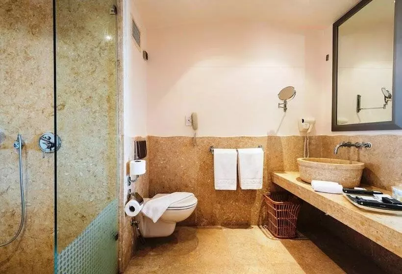 اتاق خانوادگی, Barceló Tiran Sharm