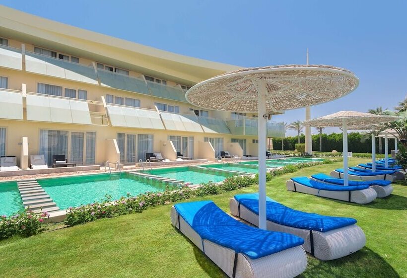 اتاق لوکس با چشم‌انداز دریا, Barceló Tiran Sharm