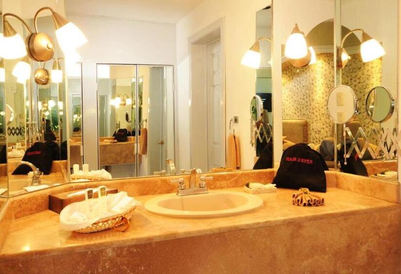 سوییت جونیور, Baruk Teleférico Centro Histórico