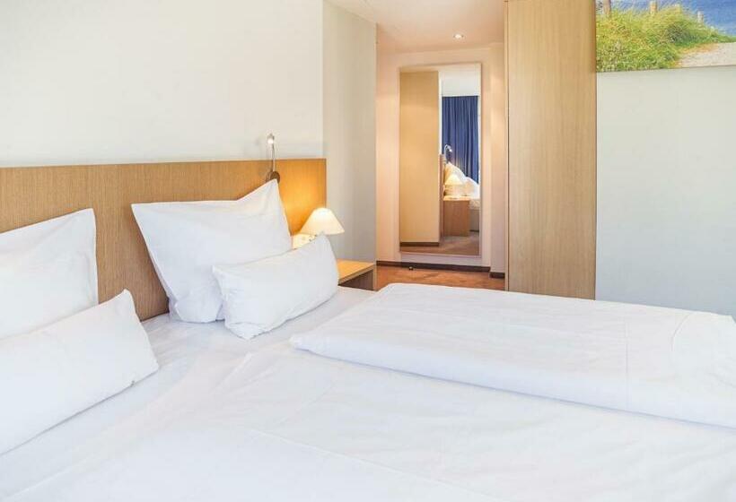 Номер Комфорт, Berlin Mitte By Campanile