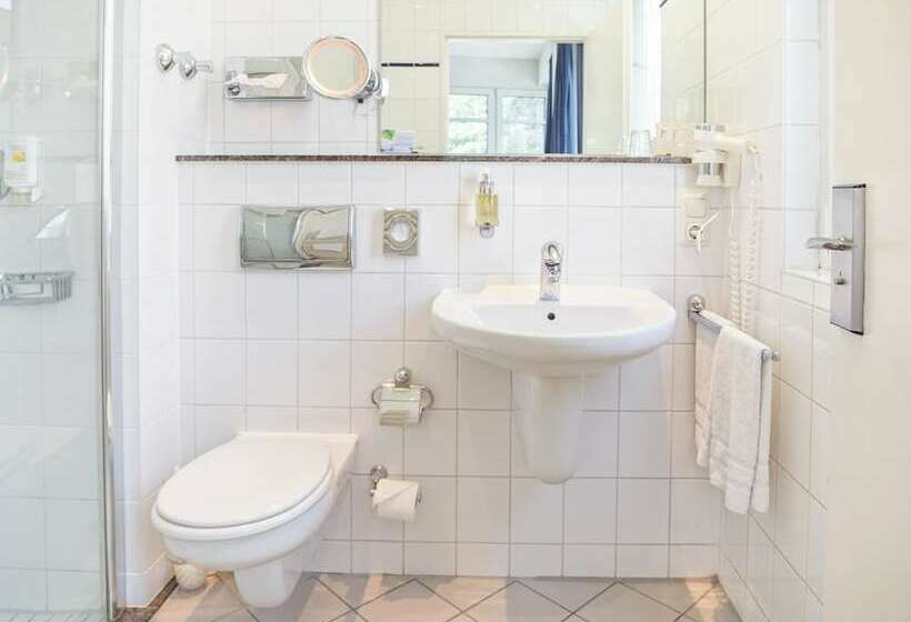 Номер Комфорт, Berlin Mitte By Campanile