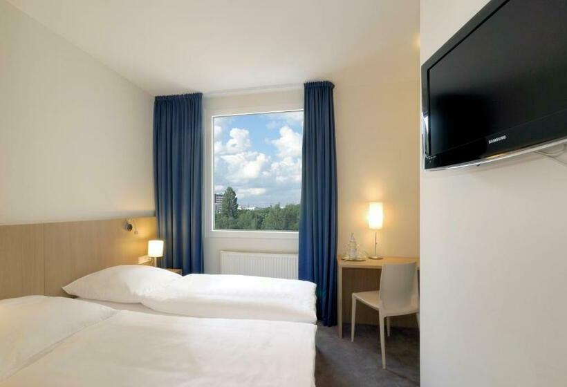 Номер Стандарт, Berlin Mitte By Campanile