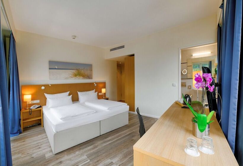 Номер Комфорт, Berlin Mitte By Campanile