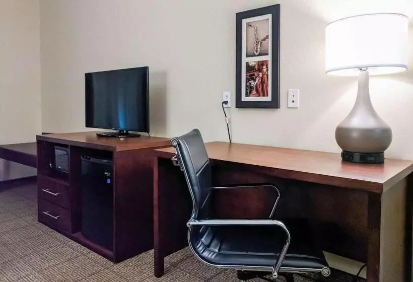 身障者適用スイートルーム, Comfort Inn Marrero  New Orleans West