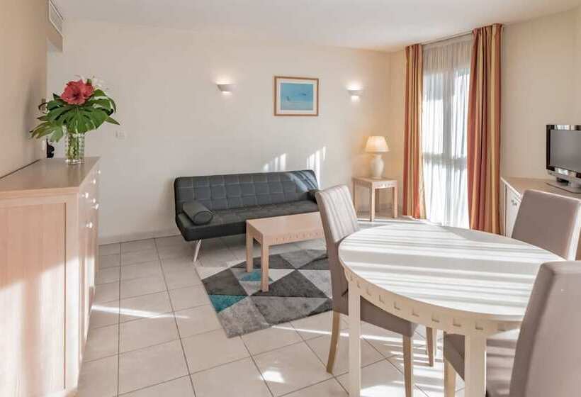 스위트, Excelsuites Residence
