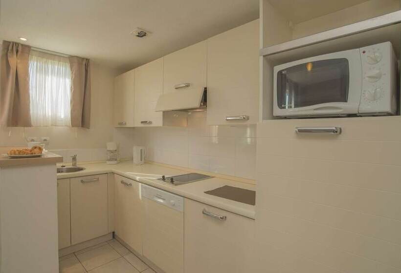 جناح, Excelsuites Residence