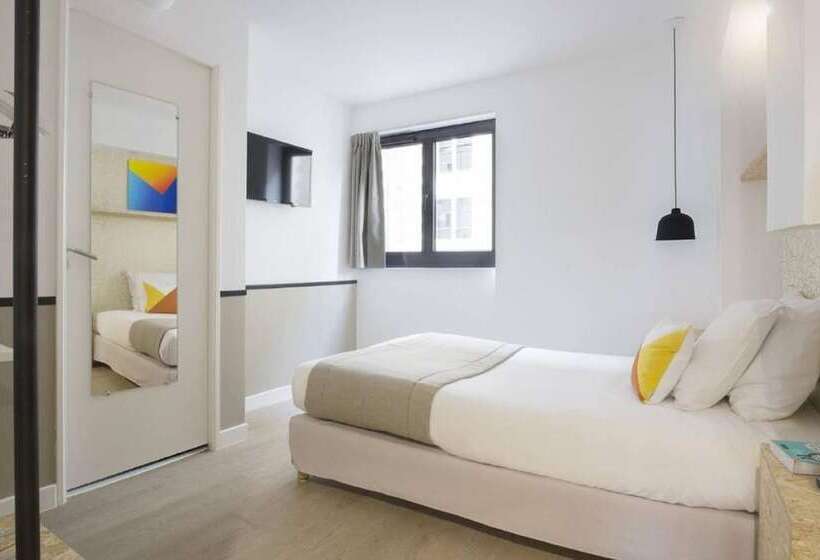 غرفة قياسية فردية, Izzy