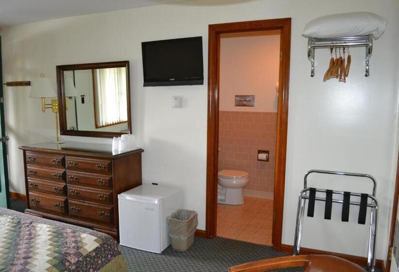 غرفة قياسية مزوَّدة بشُرفة, Kancamagus Lodge