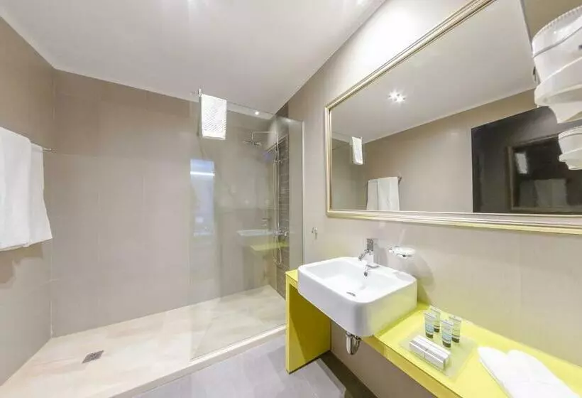 اتاق استاندارد, Studio