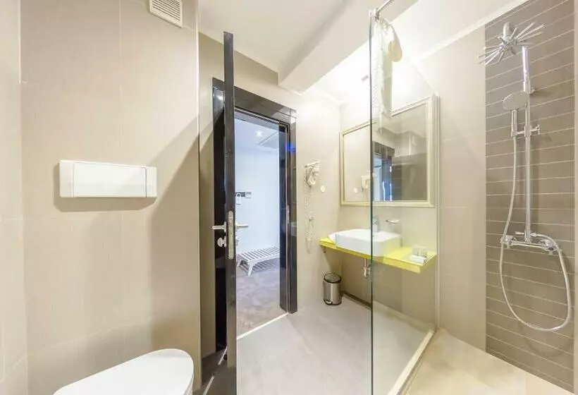 اتاق استاندارد, Studio