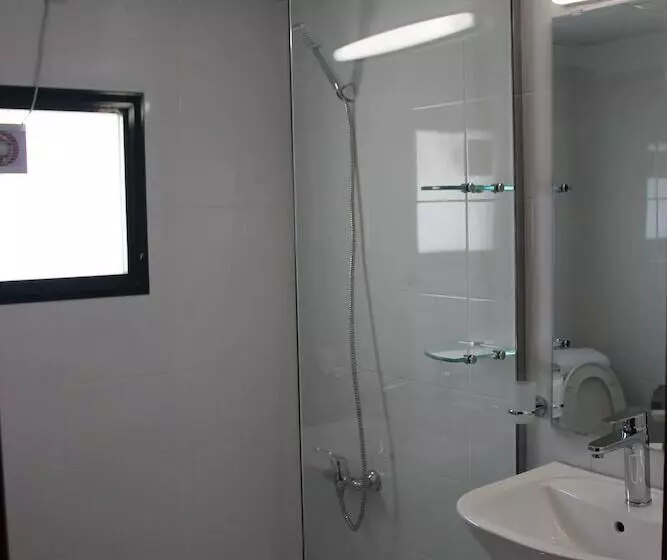اتاق استاندارد یک نفره, Times Square Suite