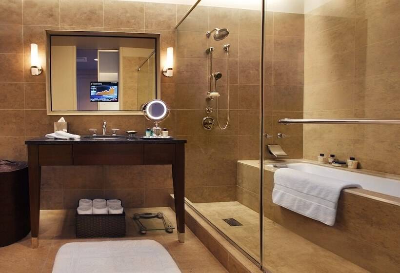 Deluxe Værelse Byudsigt, Trump International Hotel & Tower Chicago