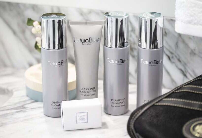 اتاق لوکس, Trump International Hotel & Tower Chicago