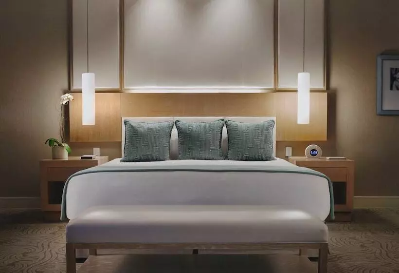 Deluxe-huone, Trump International Hotel & Tower Chicago