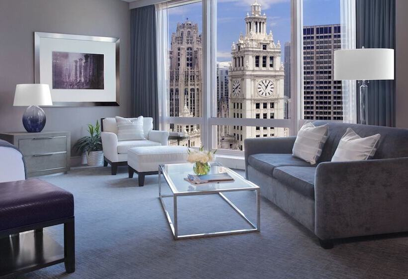 اتاق اجرایی, Trump International Hotel & Tower Chicago