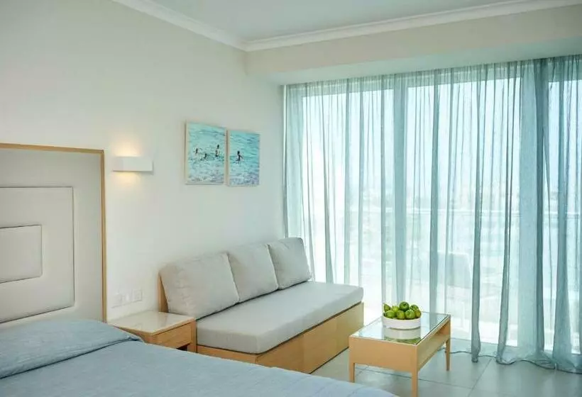 اتاق استاندارد با چشم‌انداز دریا, Sunrise Beach