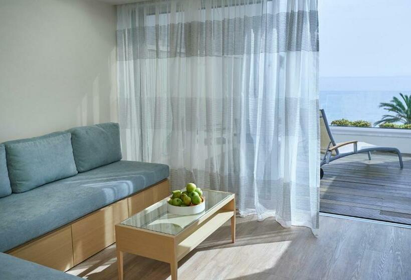 סוויטה משפחתית, Sunrise Beach