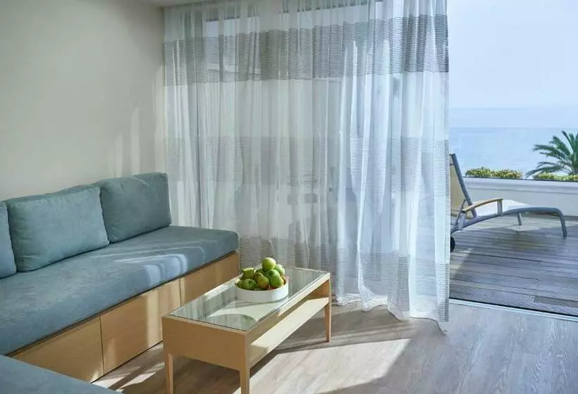 سوییت خانوادگی, Sunrise Beach