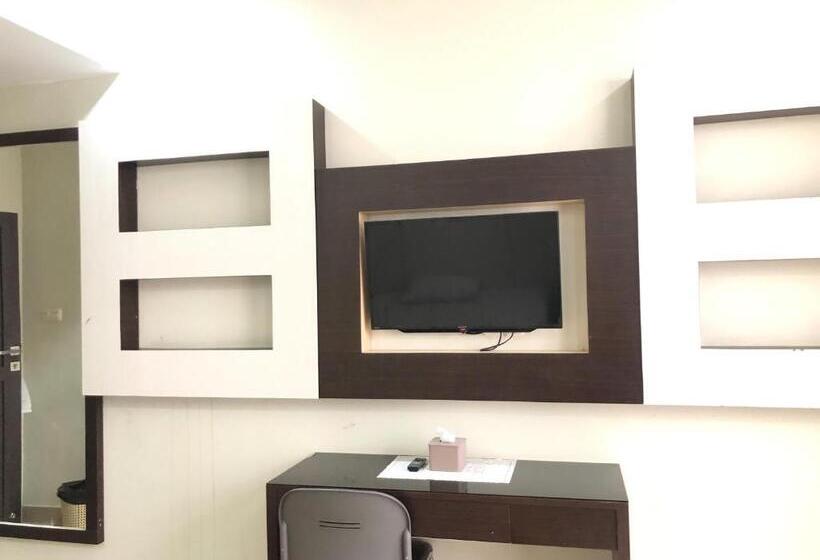 غرفة قياسية, Reddooz Plus At Ininnawa Homestay Syariah Palu