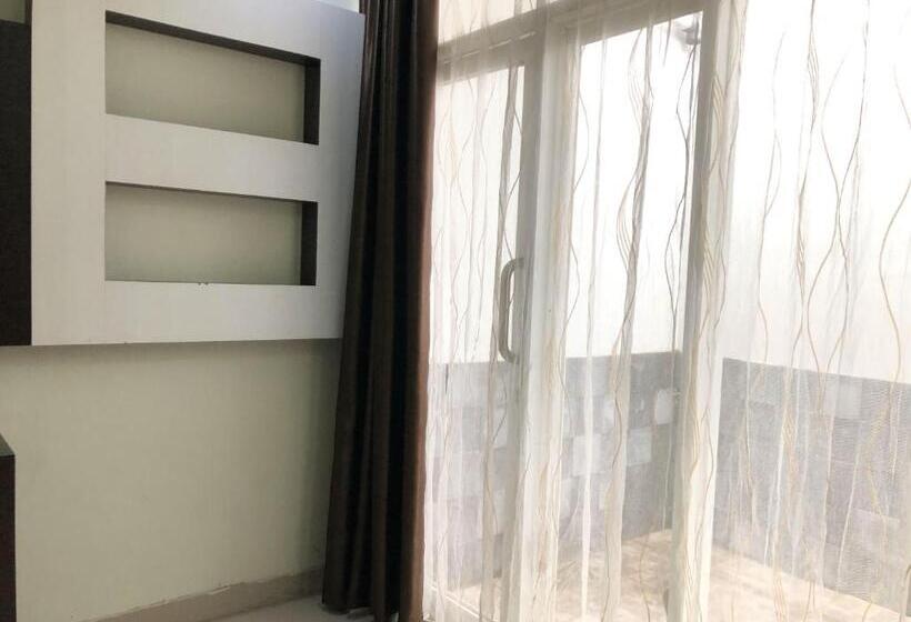 غرفة قياسية, Reddooz Plus At Ininnawa Homestay Syariah Palu